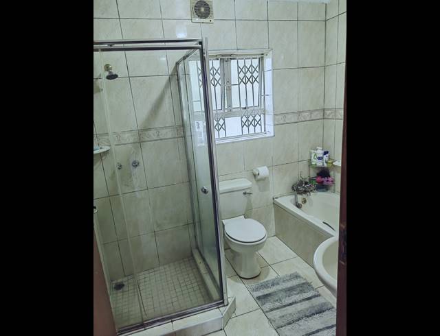 4 BEDROOM HOUSE RENTED IN WYEBANK